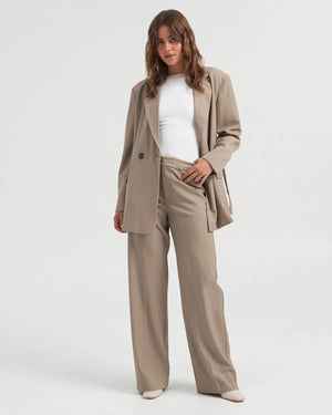 Helene Blazer - Walnut