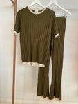 Ribbed knit set khaki/cream