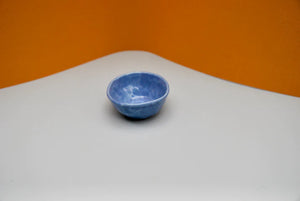 Ceramic pinchie pot blue